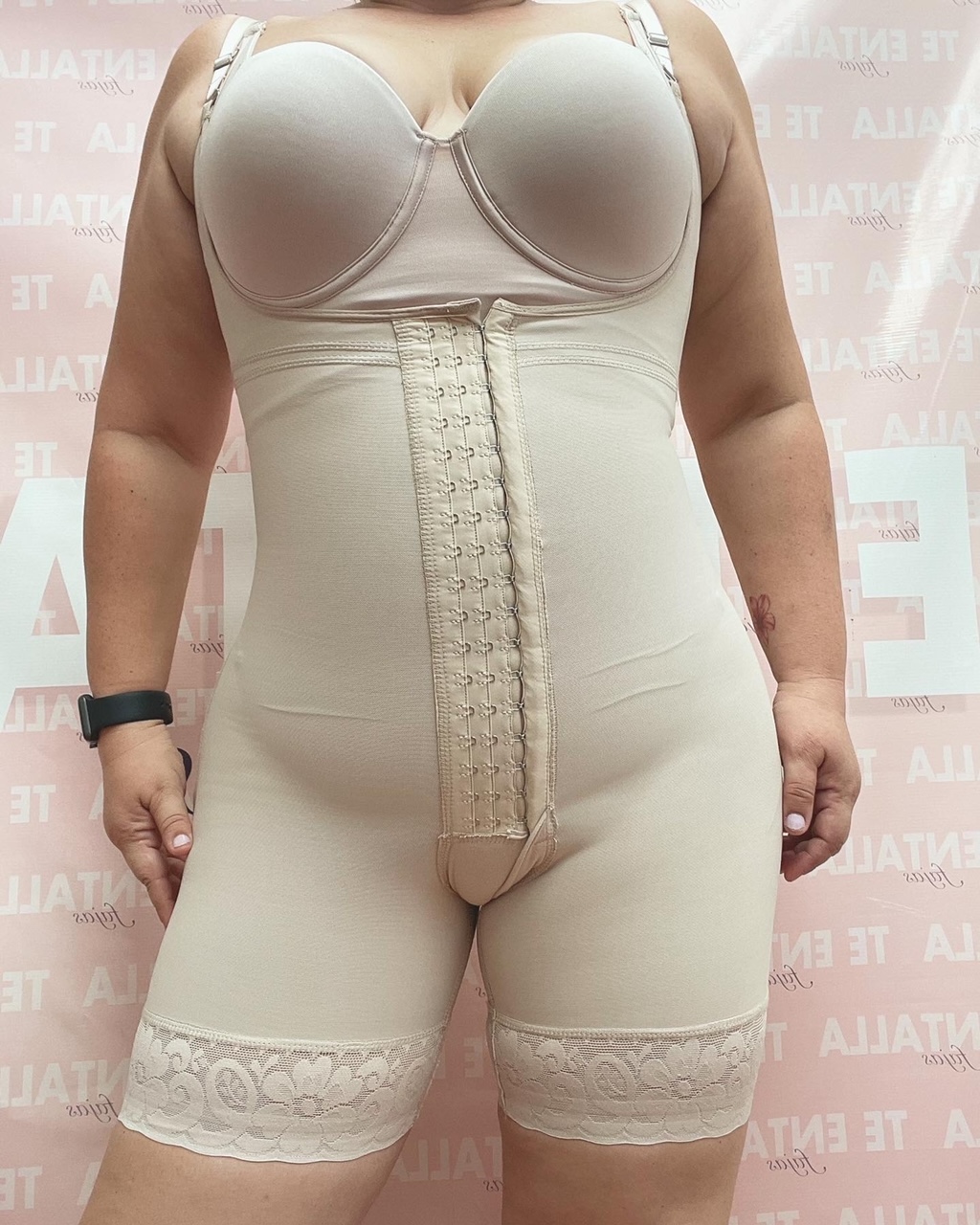 Removable strips short shapewear, invisible push up and 3 rows